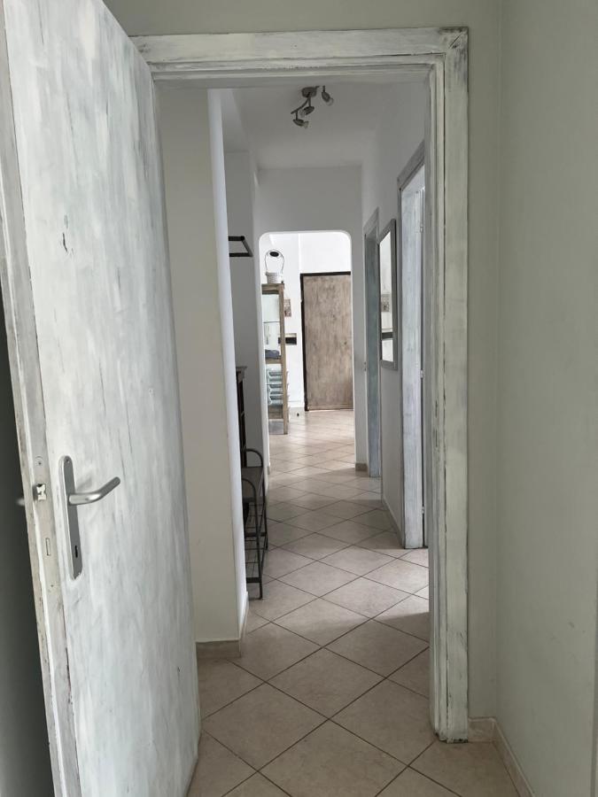 فيوميتشينو Airport Apartment Alloggio Turistico T&C المظهر الخارجي الصورة