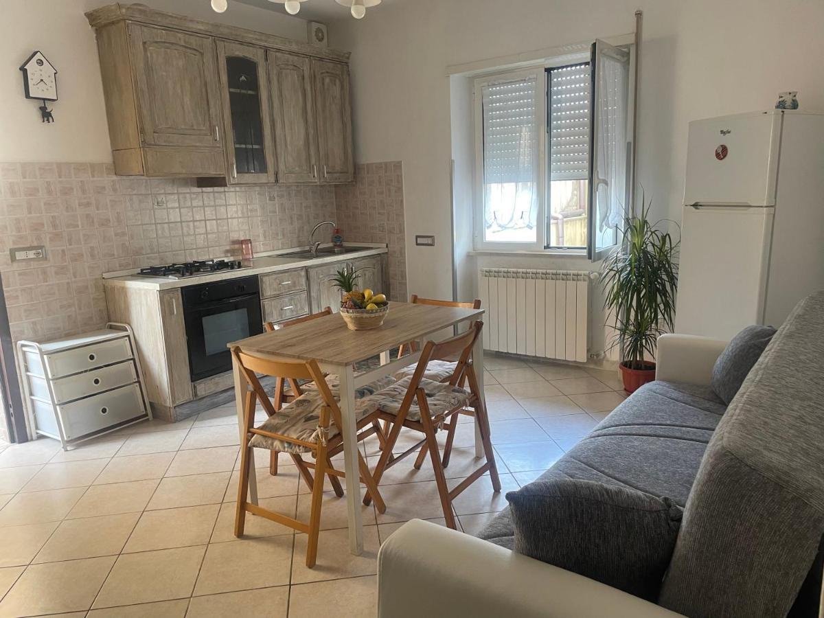 فيوميتشينو Airport Apartment Alloggio Turistico T&C المظهر الخارجي الصورة